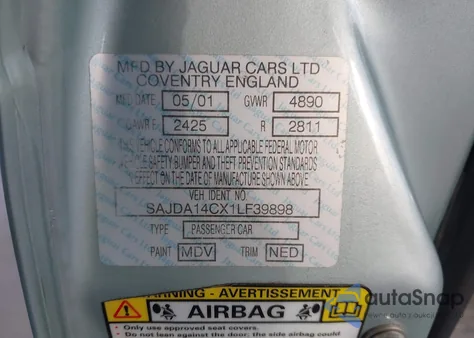 2001 Jaguar Xj8 z USA, uszkodzony, nr VIN SAJDA14CX1LF39898